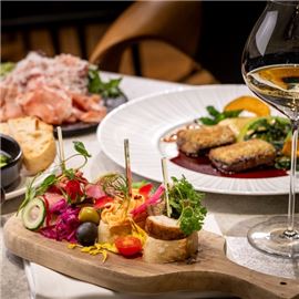 ACK TAPAS Quatro